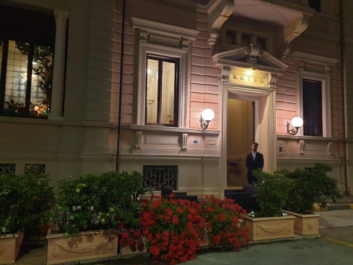 Villa Tina Hotel Βιαρέτζιο Εξωτερικό φωτογραφία